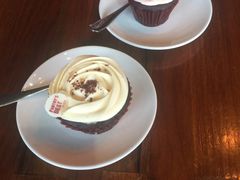 红丝绒中号纸杯-派悦坊·甜品·蛋糕(日坛店)