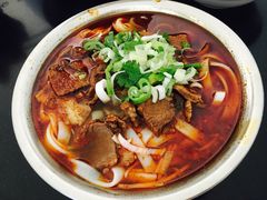 -薛记襄阳香辣牛肉面(平安路店)