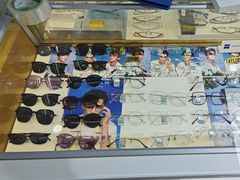-沪睛眼镜蔡司官方授权店(金桥佳林路店)