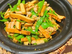 -川堂风·跷脚牛肉·乐山爆炒(宝山日月光店)