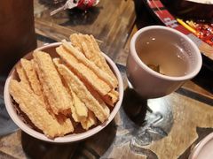 -老房老舍重庆火锅(假日城市店)