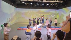 -小鸡哆哆故事屋·儿童乐园(嘉里城店)