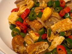 荷包蛋炒五花肉-湖庭壹品鸭王·传统北京烤鸭·别墅私房菜·庭院宵夜(江宁店)