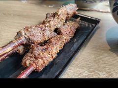 鲜嫩羊肉串（3串）-北往西·西安油泼面(万德庄店)