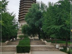 -玲珑塔公园