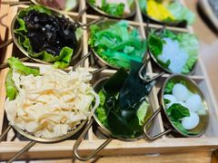 -三顾烤庐·烤鱼·烧烤·龙虾(奉贤店)