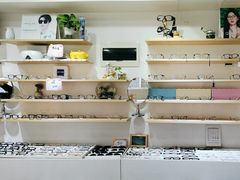 -天空之镜眼镜店蔡司依视路授权店(天通苑店)