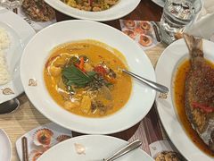 -Thai Pothong Restaurant