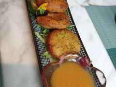 泰式手打虾饼-蜜桃花开·中西融合菜E&W(南长街店)