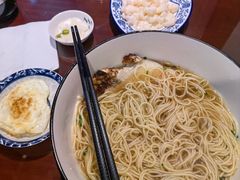 -百年老字号·观振兴蟹黄面·三虾面·苏式面(观前街富仁坊巷店)