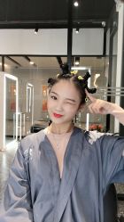-丝语萱形象