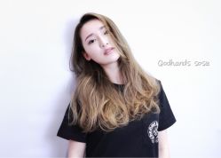 -God Hands发型设计复古会所