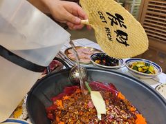 -旧街市鲜货老火锅(大光路店)