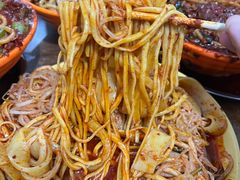 -玲玲米粉·新疆现炒米粉(大十字总店)