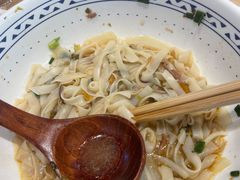 -三两粉(莲塘华润万家店)