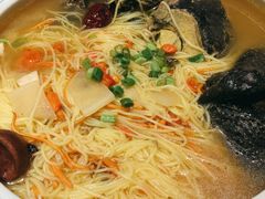 乌鸡竹升面-大海碗·京菜炸酱面(雍和宫店)