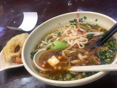 -湘人龙记老长沙米粉(华普国际大厦店)