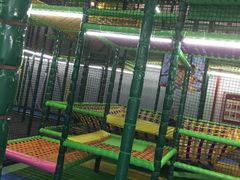 -蒙特利亲子乐园