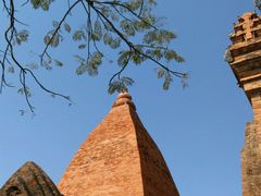 塔-婆萨努占婆塔