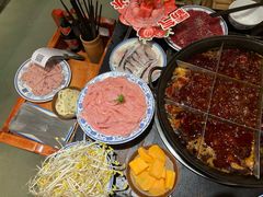 -周小明火锅(黑金冠社区店)