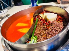 番茄牛油鸳鸯锅-围炉·川味鲜货火锅(万达珍珠坊店)