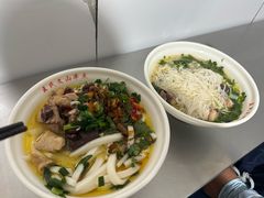-文山荷鲜居(翠湖店)