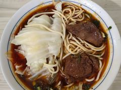 -易毛特色牛肉面(解放碑步行街店)