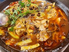 -鸿顺老铁锅美蛙鱼府(解放碑店)