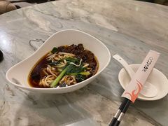 -浅深(世茂滨江精品店)