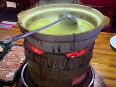 -捞围鲜·港式打边炉(海阳路店)