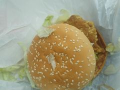 -麦当劳(得来速店)