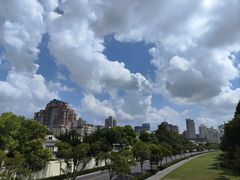 -家乐福(古北店)