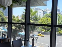 -必胜客(大坪英利店)