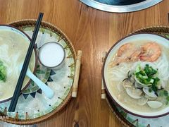 -老何家后安粉·糟粕醋海鲜火锅(三亚湾椰梦长廊店)