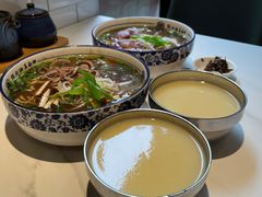 -镇南锅盖面馆(解放路店)