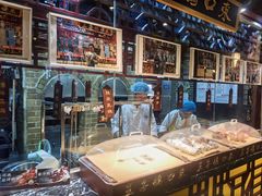 -东口码头·烧鸽子·鱼头泡饼·地方菜(金鹰悦城店)
