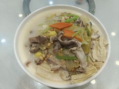 -绿雅居原生态农庄(小涌店)