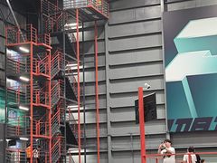 -极限PLAY运动娱乐新世界·团建派对潮玩休闲馆·室内蹦极高空游乐园