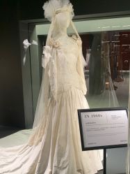 -Mu慕婚纱摄影·超级工作室