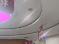 -雅悦齿科(顾村公园店)