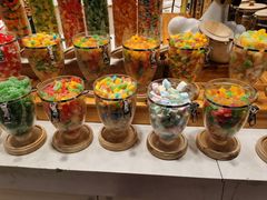 -新艺自助美食城(中山路店)