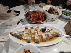 -琥珀老六龙虾(四里河店)