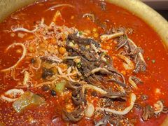 -张翻越·川渝冒菜·武汉黑鸭煲(城北万象城店)