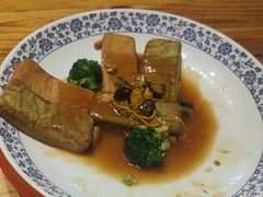 -花溪雨·森林餐厅(石基店)