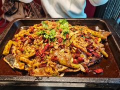 -俏巴妹烤鱼香锅(奥体店)