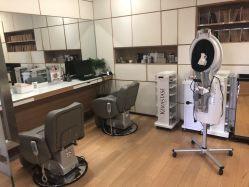 -CARR SALON