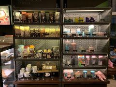 零售区-星巴克(来福士办公楼店)