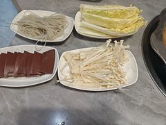 -光头药膳鸡(莱茵小镇店)
