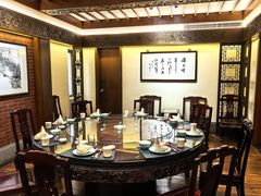 -梅龙镇酒家(南京西路总店)