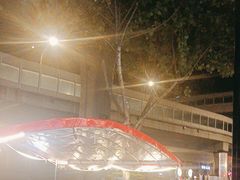 -老街烧烤大排档·地道湖北菜·龙虾馆(汉口火车站店)